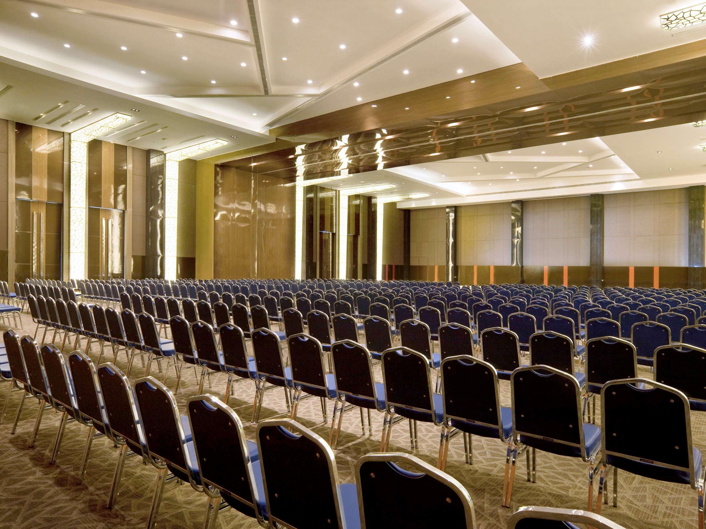 Novotel Bangka Hotel & Convention Center Pangkal Pinang Eksteriør bilde