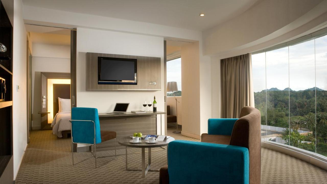 Novotel Bangka Hotel & Convention Center Pangkal Pinang Eksteriør bilde
